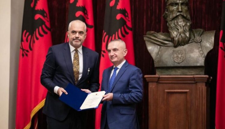 Presidenti i Shqipërisë Ilir Meta dekreton Edi Ramën si kryeministër