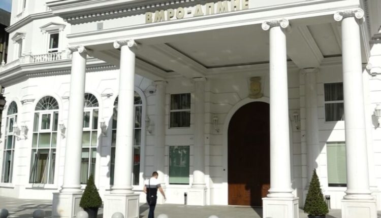 VMRO: Nuk po zbatohen protokollet në shkolla