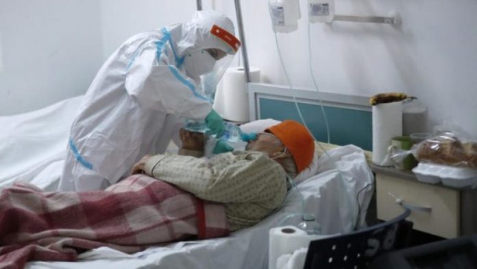 Nivele rekorde të infektuarve me COVID-19 dhe viktimave në Rumani