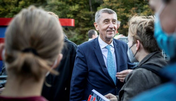 I doli emri tek “Pandora Papers”/ Kryeministrit Babis humb zgjedhjet në Çeki