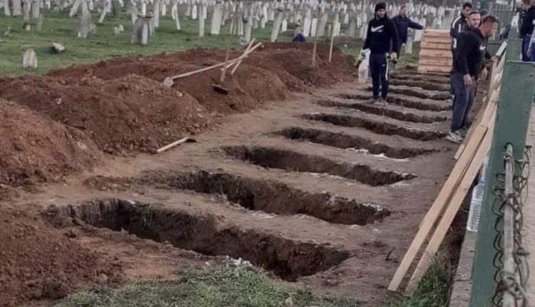 Varret e familjes 10 anëtarëshe që u shuan në aksidentin në Bullgari, Morana e Shkupit në lotë e dhimbje