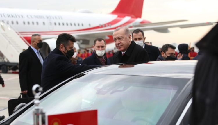 Erdogan nuk vjen vetëm në Tiranë, merr dhe “Maybach-in” e tij në vizitën 8-orëshe (FOTO LAJM)