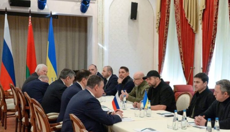 Ndërpriten bisedimet mes delegacionit rus dhe ukrainas, ja arsyeja