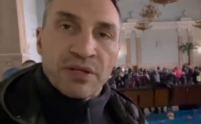Klitschko nga stacioni i trenit: S’ka jetë për popullin ukrainas, qytetet po shkatërrohen