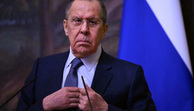 Lavrov: Krimet në Buça synojnë të prishin bisedimet Moskë-Kiev