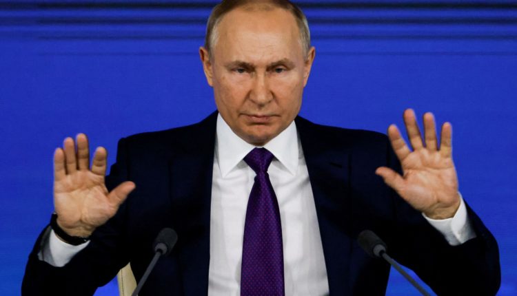 Putini pretendon se sanksionet perëndimore ndaj Rusisë kanë dështuar – por ja çfarë thonë kryetari i Moskës dhe ekonomistët