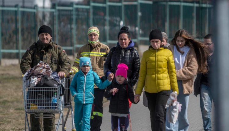 OKB: Mbi 11 milionë persona të zhvendosur nga lufta në Ukrainë