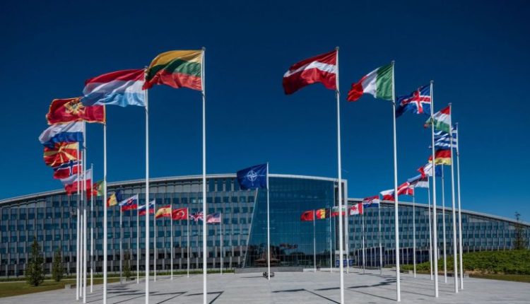 Maqedonia e Veriut jep dritë jeshile për anëtarësimin e Suedisë dhe Finlandës në NATO