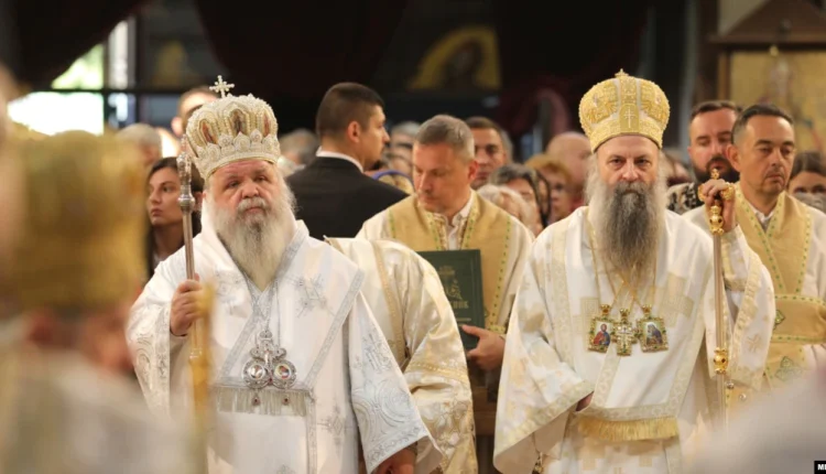 Patriarku serb Porfirij ia dorëzoi Tomosin z.z. Stefanit
