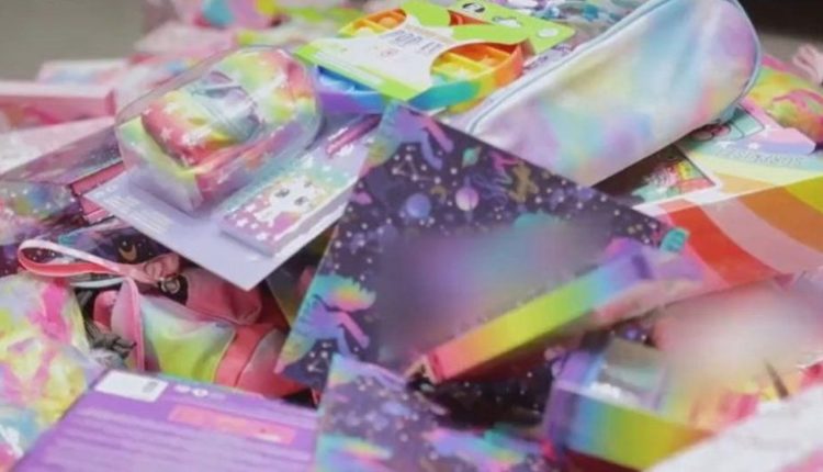 Arabia Saudite konfiskon lodra me ngjyra ylberi pasi thonë se inkurajojnë homoseksualitetin