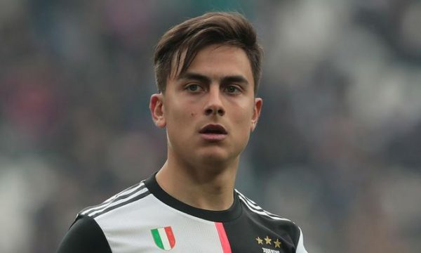 Juventusi largon nga shitja fanellën e Dybalas