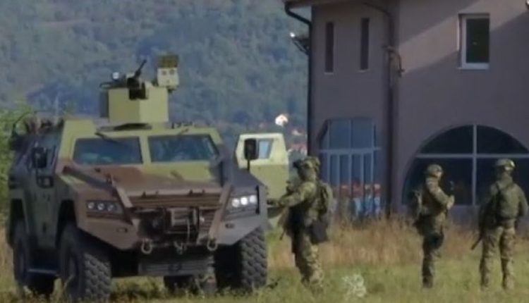 Serbia ka vendosur 48 baza operuese ofensive, rreth kufirit të Kosovës