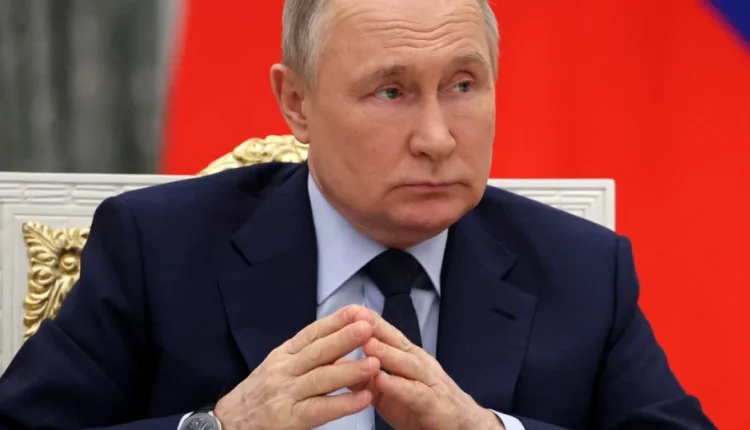 Putin: Moska është “e hapur” për dialog mbi stabilitetin strategjik dhe mospërhapjen e armëve të shkatërrimit në masë