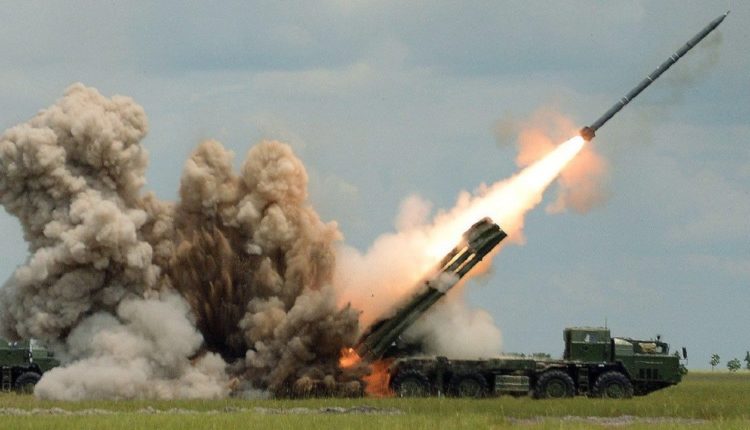 Ukraina rrëzoi katër raketa të cilat ishin drejtuar në pjesën jugore të saj