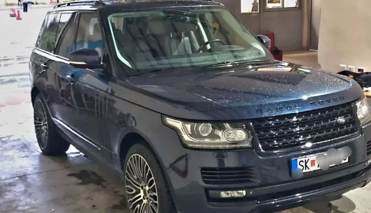 Kapet ‘Land Roveri’ i vjedhur në kufirin Kosovë-Shqipëri