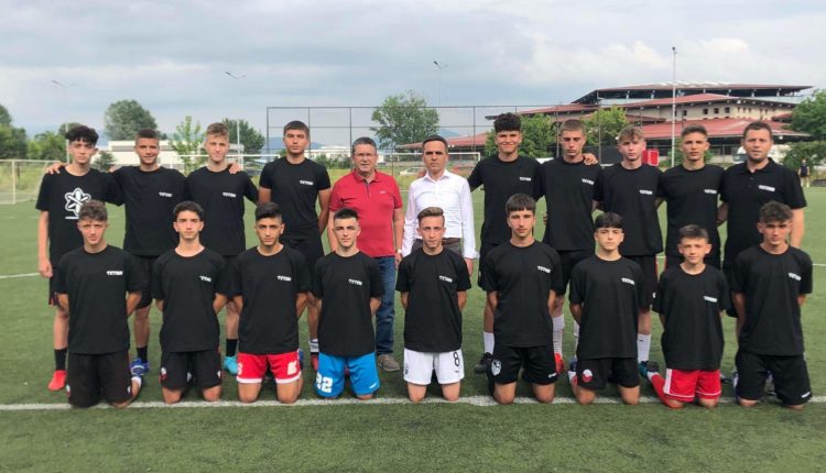 Më 13 qershor nis Turneu Mbarëkombëtar i futbollit U-15 “Peja 2022” Publikohet lista me emrat e futbollistëve të reprezentacionit të Tetovës