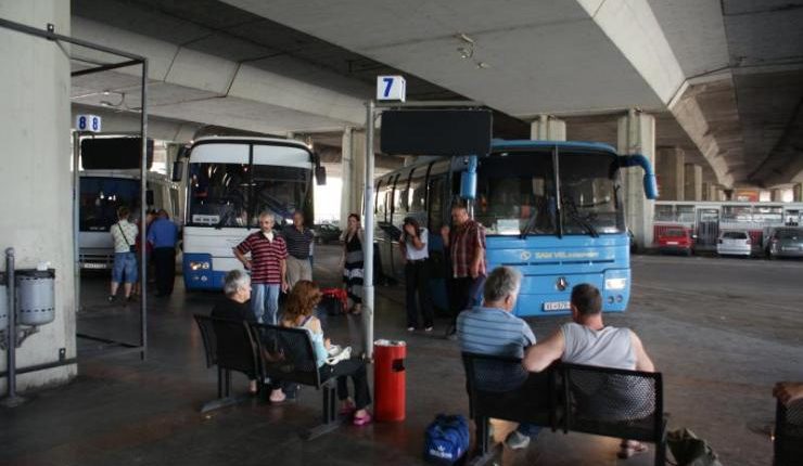 Rritet edhe bileta e autobusit Tetovë – Shkup, bëhet 200 denarë, administratorët kërkojnë rritje rrogash ose …(FOTO)
