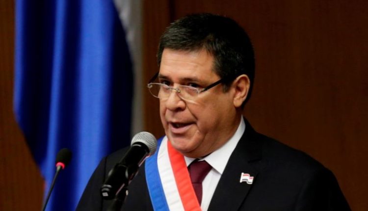 ShBA shpall non-grata ish-presidentin e Paraguajit, Horacio Cartes