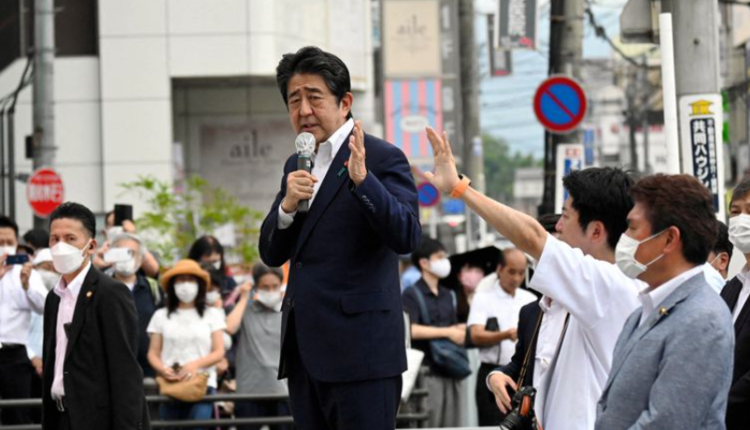 2.5 sekondat e ekzekutimit të ish-kryeministrit japonez