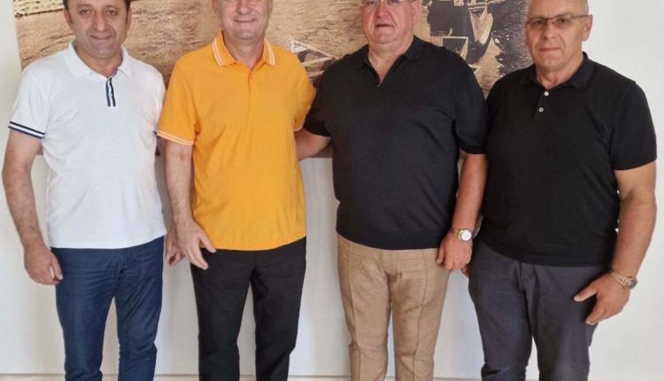 Bruno Ceka takon tre presidentat  e Federatave të futbollit të Shqipërisë, RMV-së dhe Kosovës