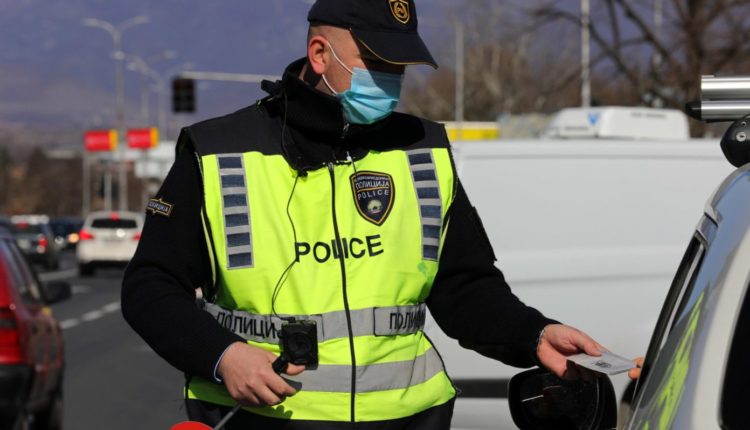 Për një ditë dënohen 169 shoferë në Shkup, 32 prej tyre motoçiklistë