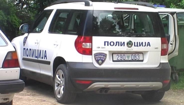 Në veturën “Peugeot” me targa të Shkupit policia gjen 9 emigrantë nga India, arrestohet 31-vjeçari