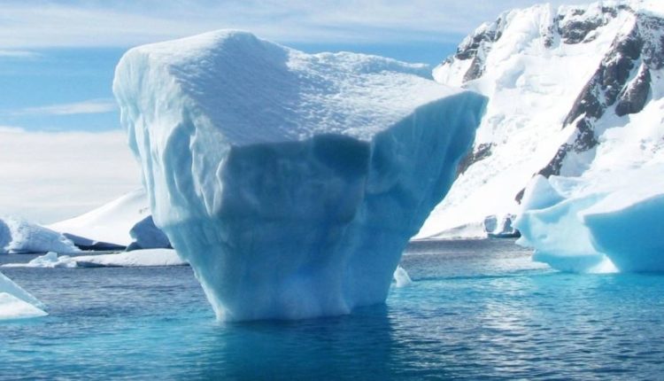 Studiuesit paralajmërojnë: Shtresa më e madhe e akullit në botë është në rrezik