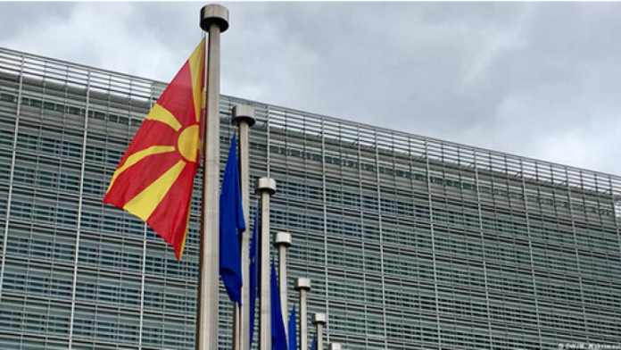 Maqedonia e Veriut i bashkohet vendimeve të Këshillit të BE-së për Ukrainën