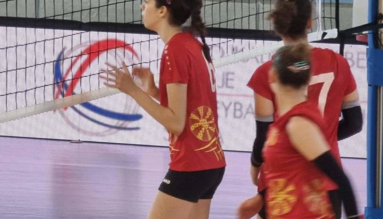 Voljeboll: Mioveni nikoqire e kampionatit Ballkanik U-19 15 vjeçarja Adea Vela pjesë e reprezentacionit të RMV-së