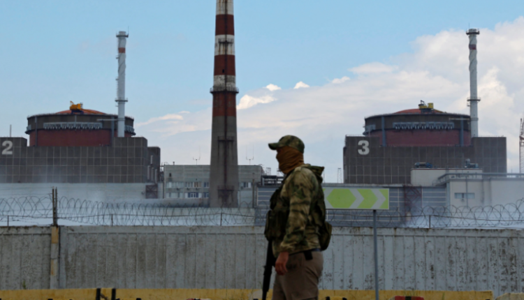 Rusia u kërkon punëtorëve të mos paraqiten nesër në Zaporizhzhia, Ukraina thotë se po përgatitet një provokim në termocentralin bërthamor