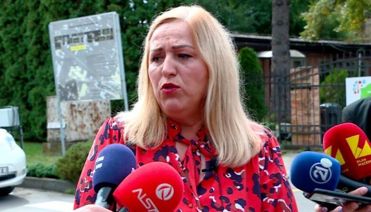 Bujare Abazi dorëhiqet nga pozita e nënkryetares në Qytetin e Shkupit (Video)