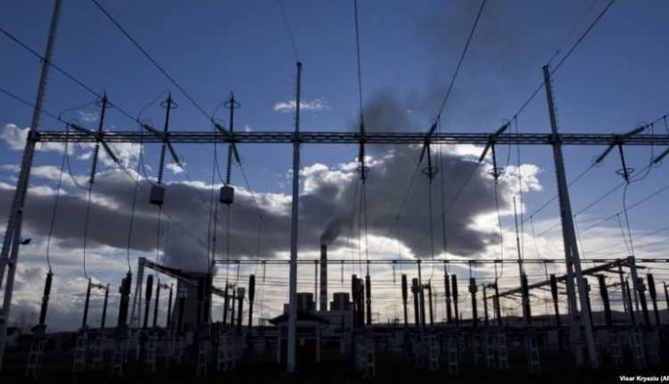 Nga 1 tetori, Italia rrit me 59% çmimin e energjisë elektrike për konsumatorët