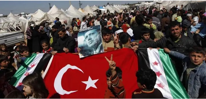 Erdogan: Mbi 500.000 refugjatë janë kthyer në Siri