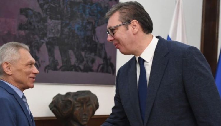 Vuçiç diskuton me ambasadorin rus për Kosovën