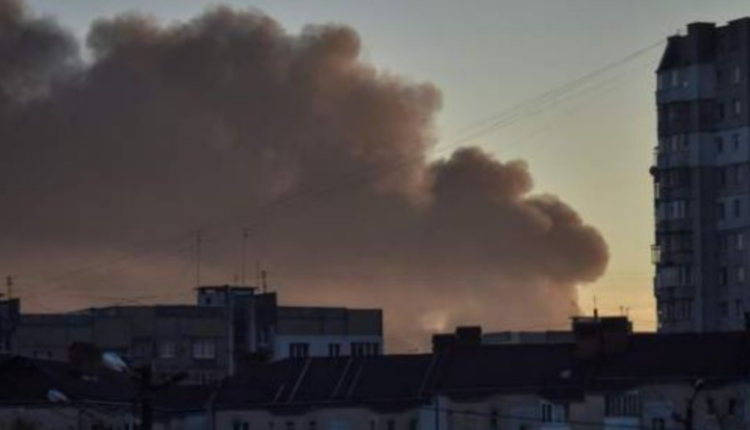 Raketat ruse në Ukrainë lënë 7 milionë shtëpi pa energji elektrike