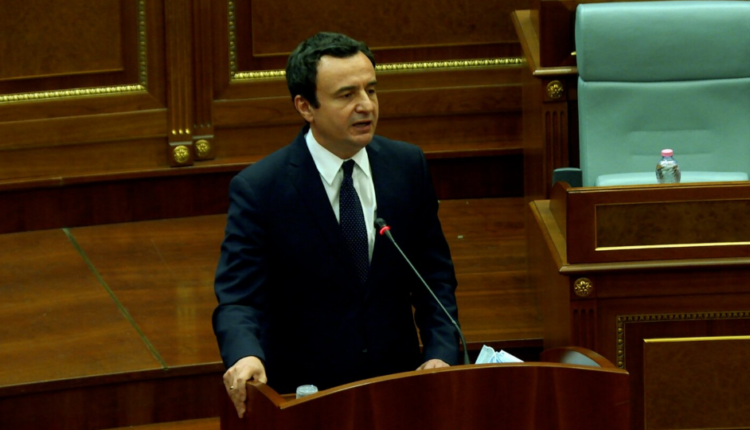 “Nuk dua të eci i vetëm”, Kurti kërkon mbështetjen e Kuvendit në dialogun me Serbinë