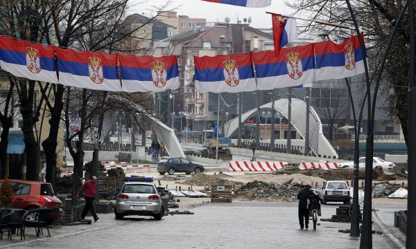 Kryetarët serbë të komunave të Veriut i dorëzojnë dorëheqjet
