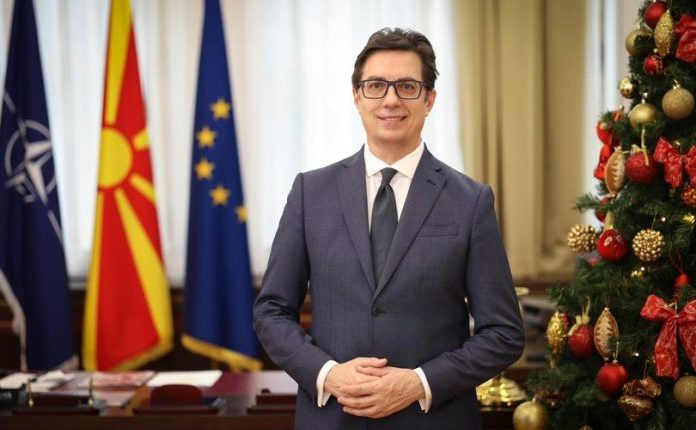 Pendarovski i kërkon Qeverisë: T’i ndalohet hyrja në Maqedoni një deputeti bullgar!