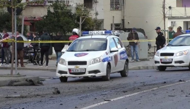 Lëndë plasëse në një biznes në Tiranë, dyshimet e para të Policisë
