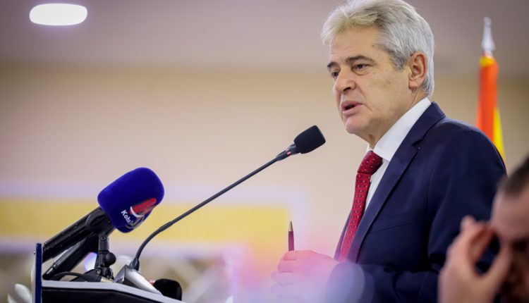 Ahmeti: Jemi në momente historike dhe vendimtare, jemi pjesë e këtij fronti sepse është e dobishme për të gjithë (VIDEO)