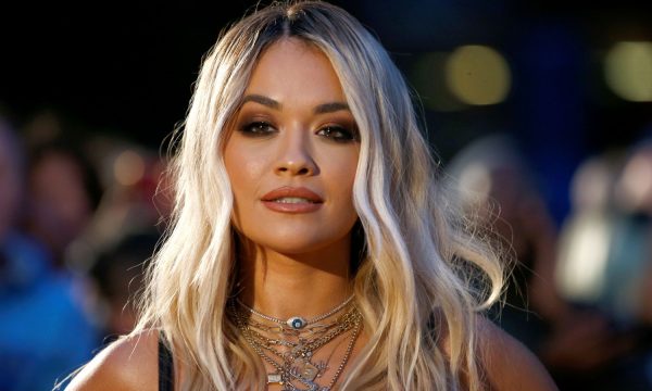 Një propozim i dytë pak pasi konfirmoi publikisht se është e martuar, si reagoi Rita Ora kësaj here?