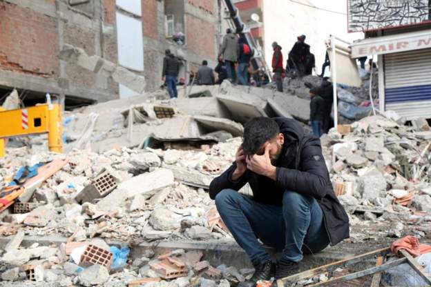 Policia turke ka ndaluar 18 persona, dhe arrestuar pesë të tjerë për postime provokuese mbi tërmetin