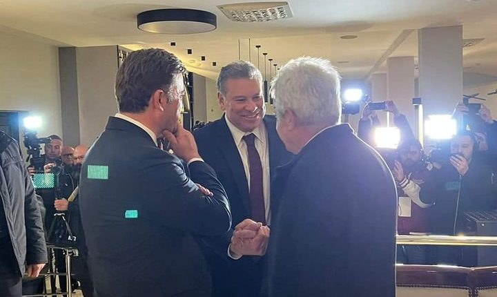 Ohër/ Escobar sërish takohet me Ahmetin pas përfundimit të takimit trelateral