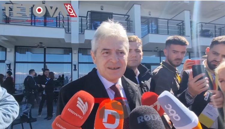 Ali Ahmeti lë të kuptohet se Borell e Lajçak kanë anuluar fluturimet për nesër