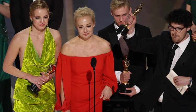 Kundërshtari politik i Putin shpallet fitues në Oscar, gruaja: Burri im është në burg se tha të vërtetën