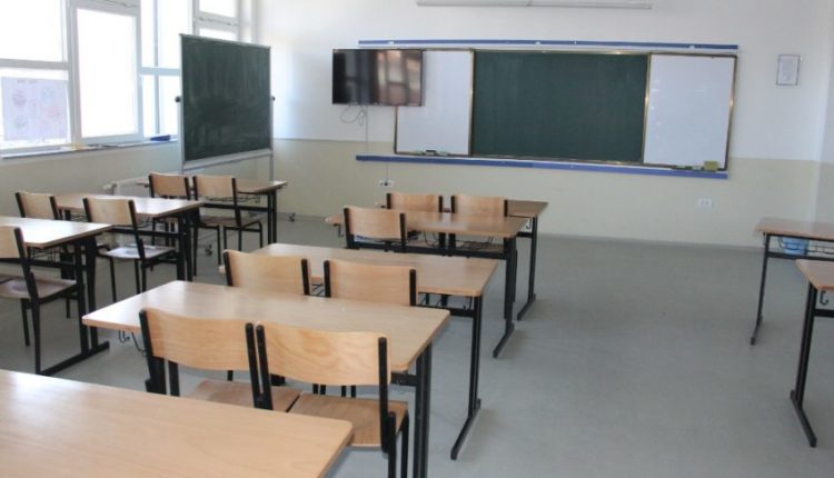 Nxënësit në Maqedoninë e Veriut do të kenë dy afate për regjistrim në shkollë të mesme