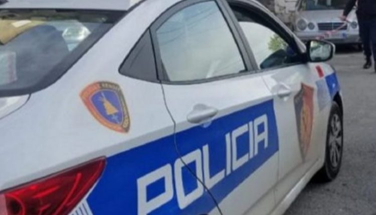 Plagosi me thikë dy gra, shpallet në kërkim 47 vjeçari në Vlorë