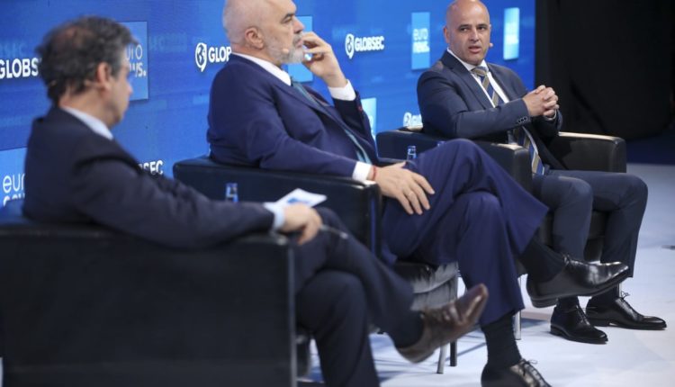 Kovaçevski në GLOBSEK: Maqedonia e Veriut është shembull se si vendet e rajonit mund t’i tejkalojnë sfidat e ndërsjella
