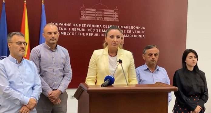 ASH i përgjigjet Kasamit: Po i shërbeni VMRO-së dhe jo shqiptarëve