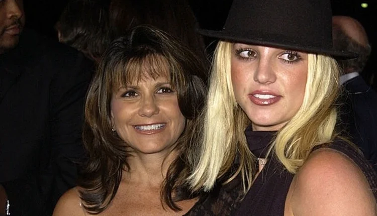 Pas shumë mosmarrëveshjesh, Britney Spears pajtohet me nënën e saj
